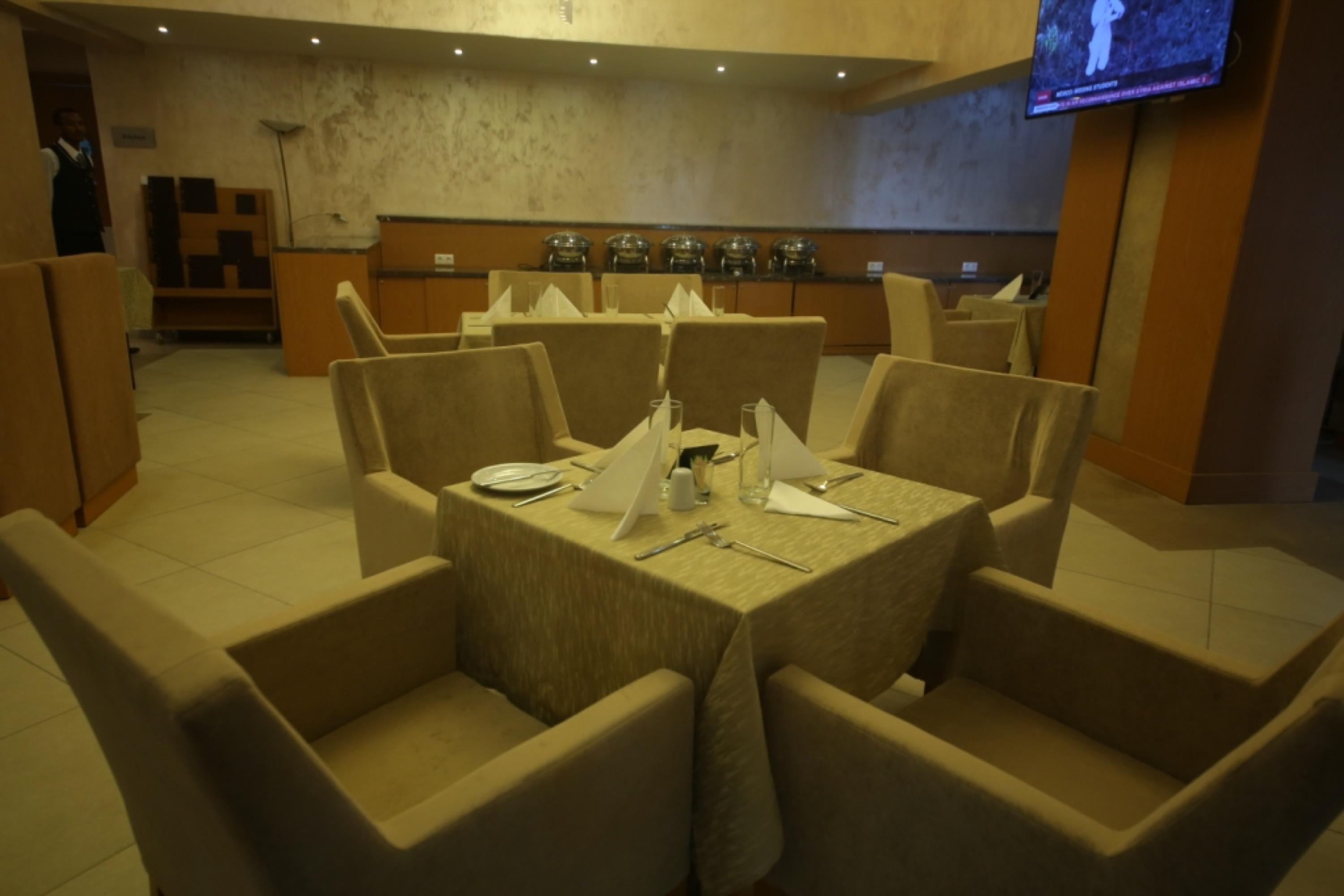 Momona Hotel Аддис-Абеба Екстер'єр фото